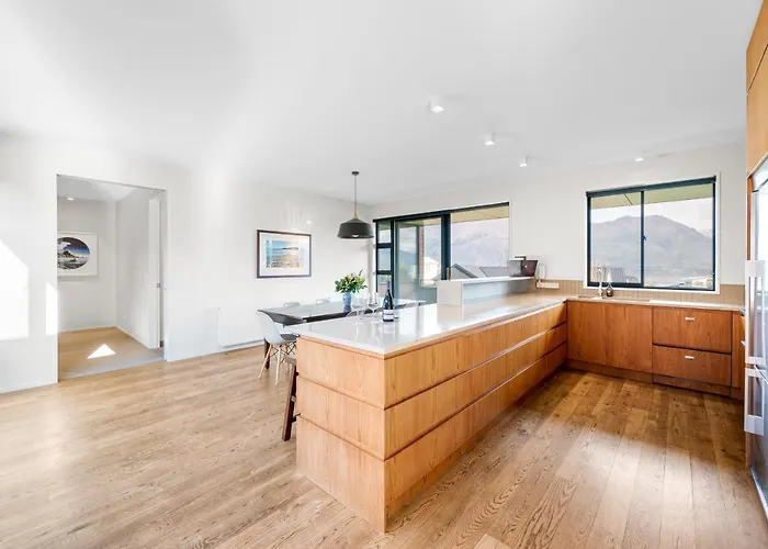 Cedar House By Sotheby's Luxury Homes